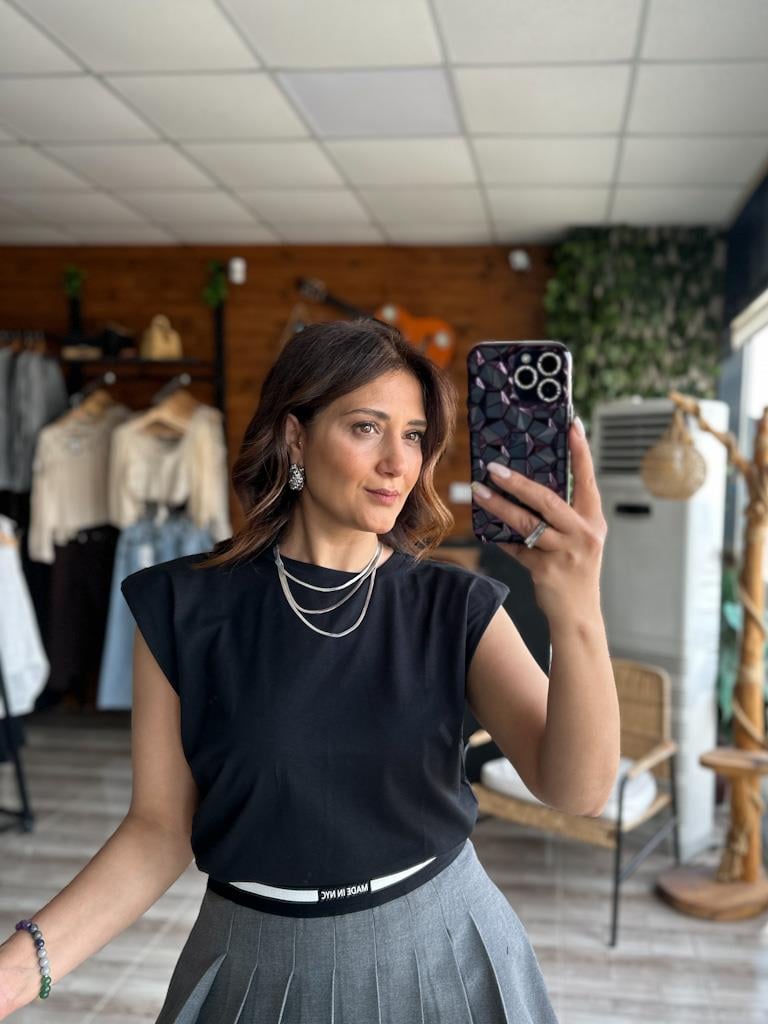 Quzu Vatkalı Kolsuz Basic Tişört Siyah