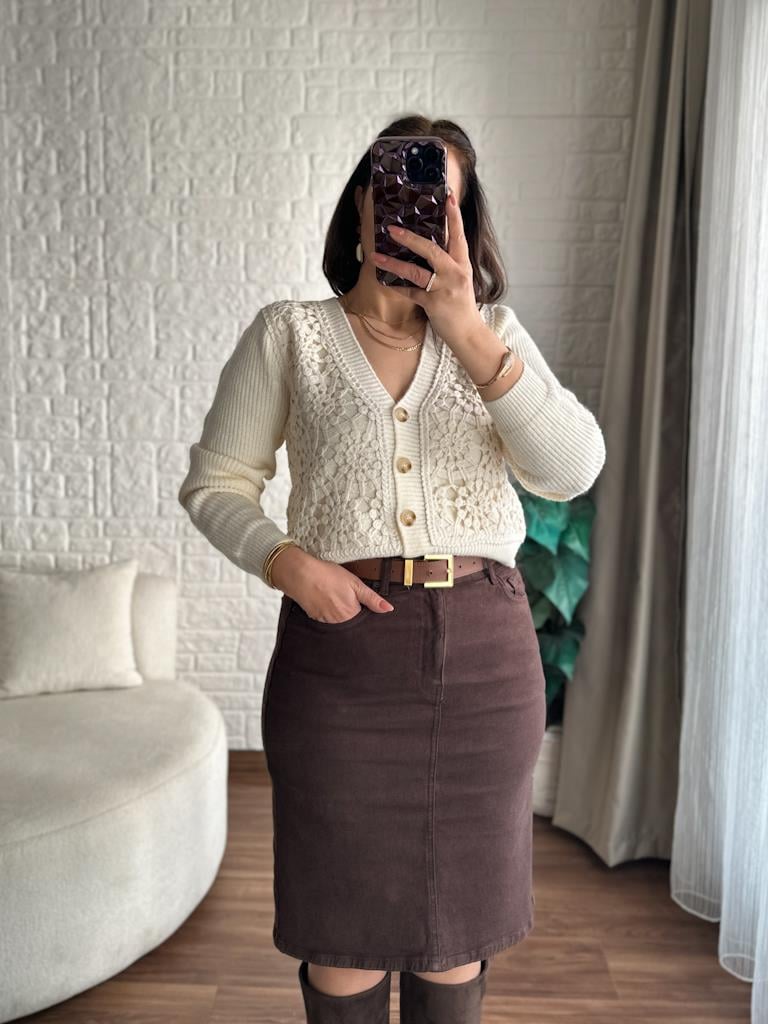 Robin Önü Dantel Örme Hırka