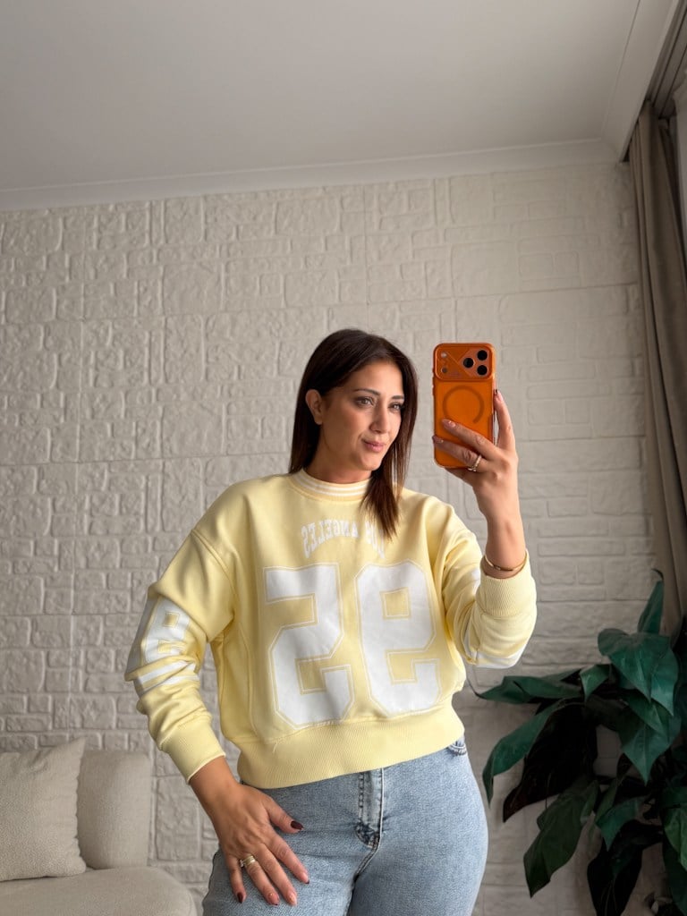 Sarı Los Angeles Baskılı İki İplik Pamuk Crop Sweat