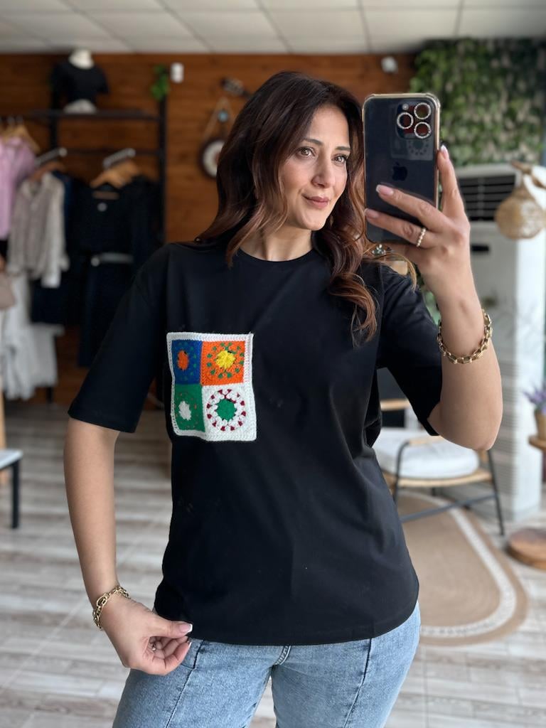 Sıfır Yaka Cep  Örme Detay Basic Tişört Siyah