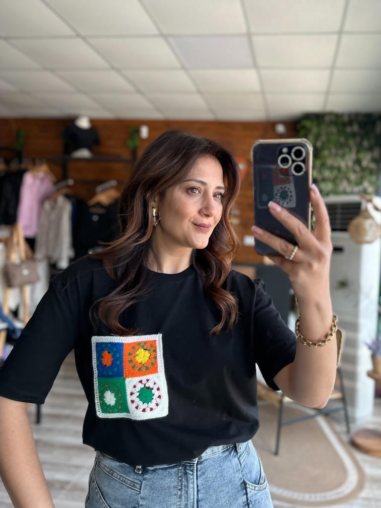 Sıfır Yaka Cep  Örme Detay Basic Tişört Siyah