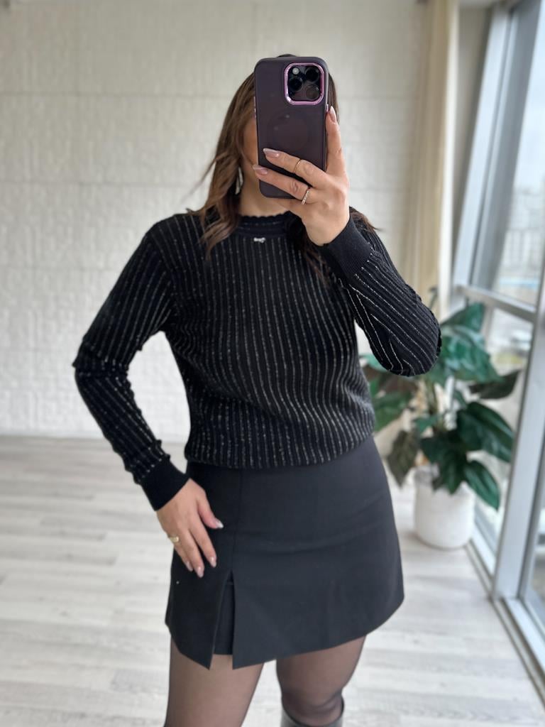 Sim Şerit Detay Triko Bluz Siyah