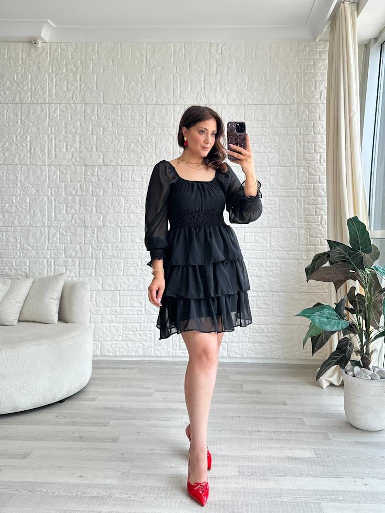 Siyah Kat Kat Şifon Elbise