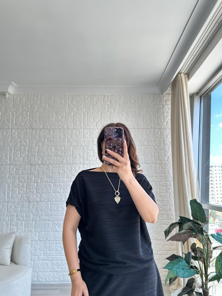 Siyah Mini Etekli Örme Takım