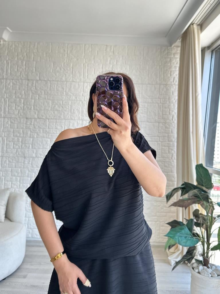 Siyah Mini Etekli Örme Takım