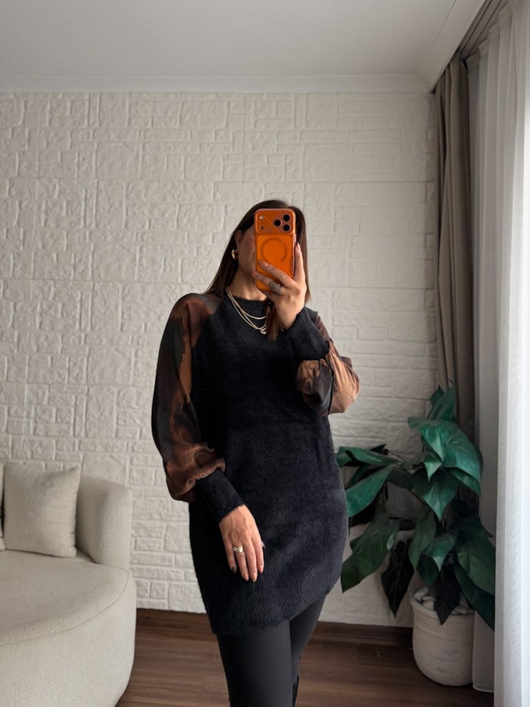 Siyah Reglan Kol Kumaş Detalı Yumoş Tunik