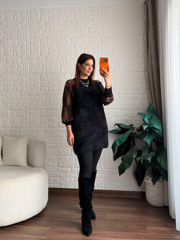Siyah Reglan Kol Kumaş Detalı Yumoş Tunik