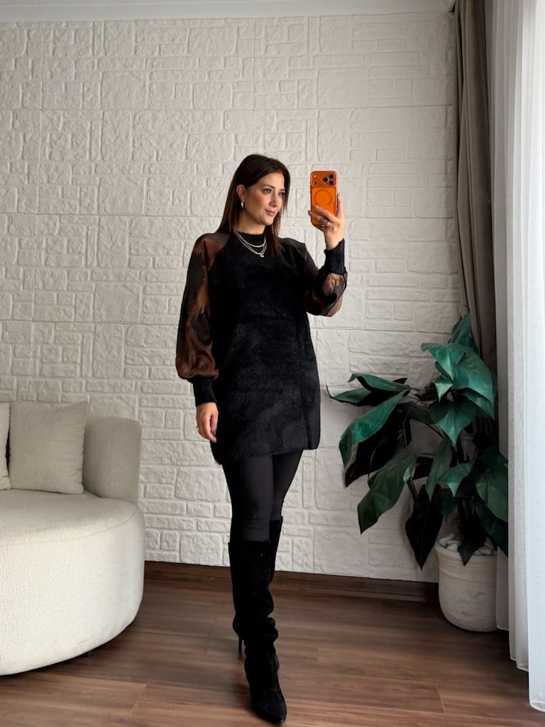 Siyah Reglan Kol Kumaş Detalı Yumoş Tunik