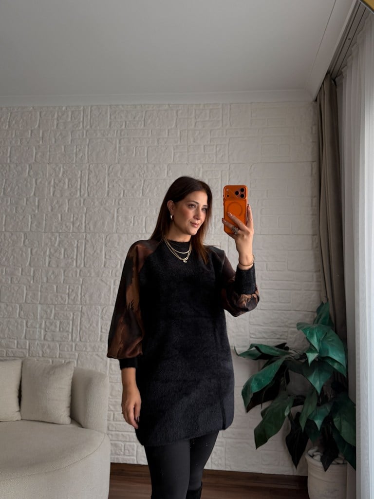 Siyah Reglan Kol Kumaş Detalı Yumoş Tunik