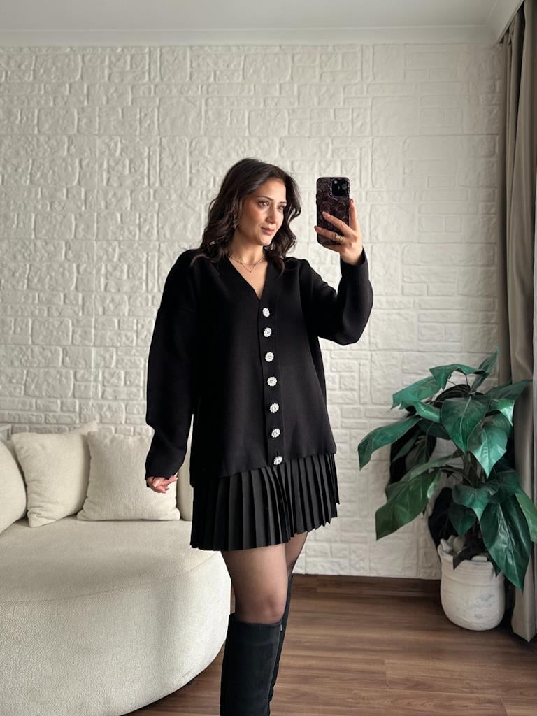 Taş Düğmeli Oversize Hırka Siyah