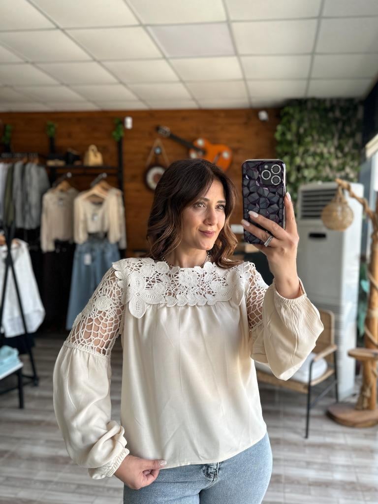 Tasarım Bej Üst Dantelli Bluz