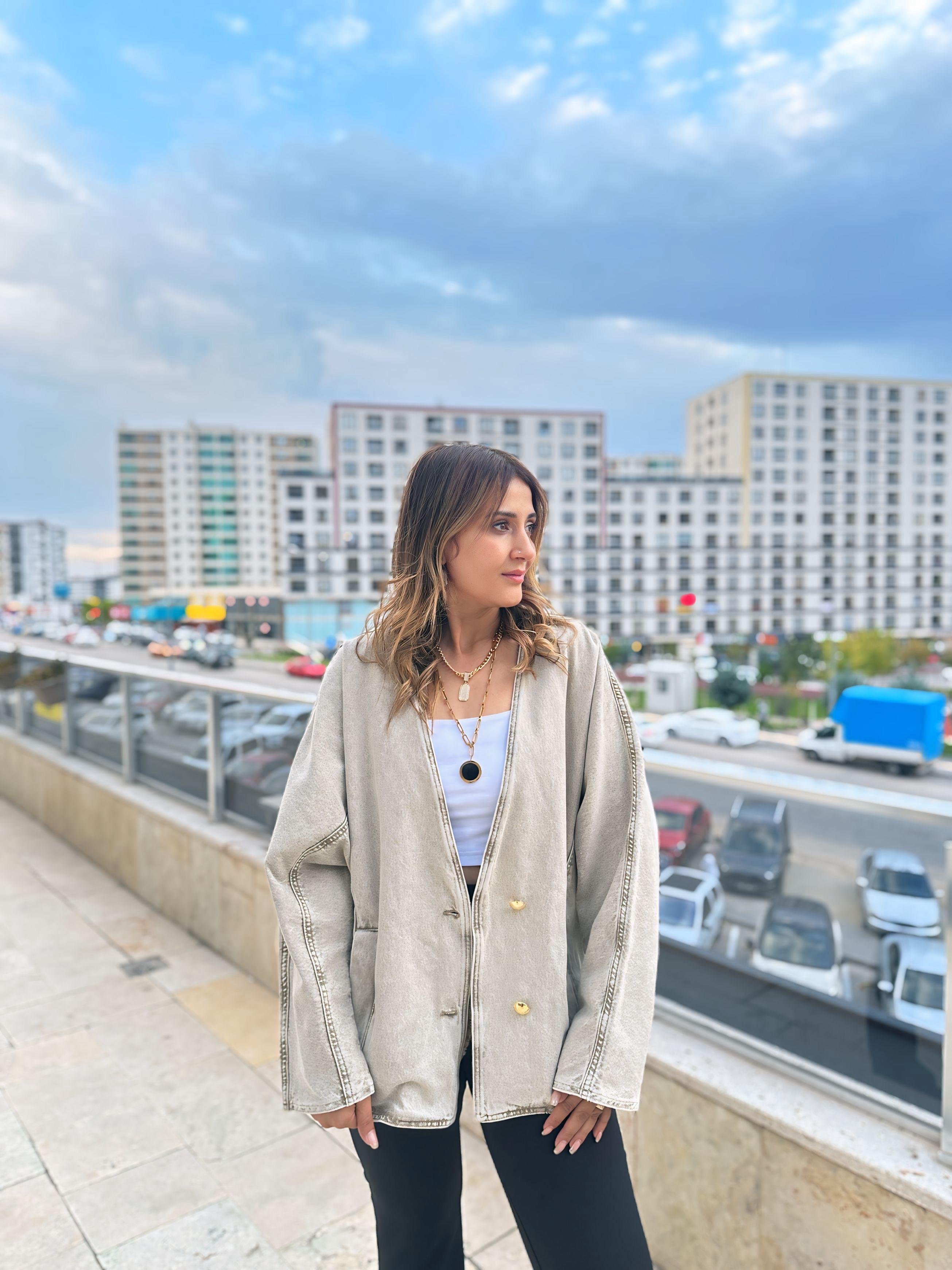 Tasarım Oversize Yarasa Kollu Ceket