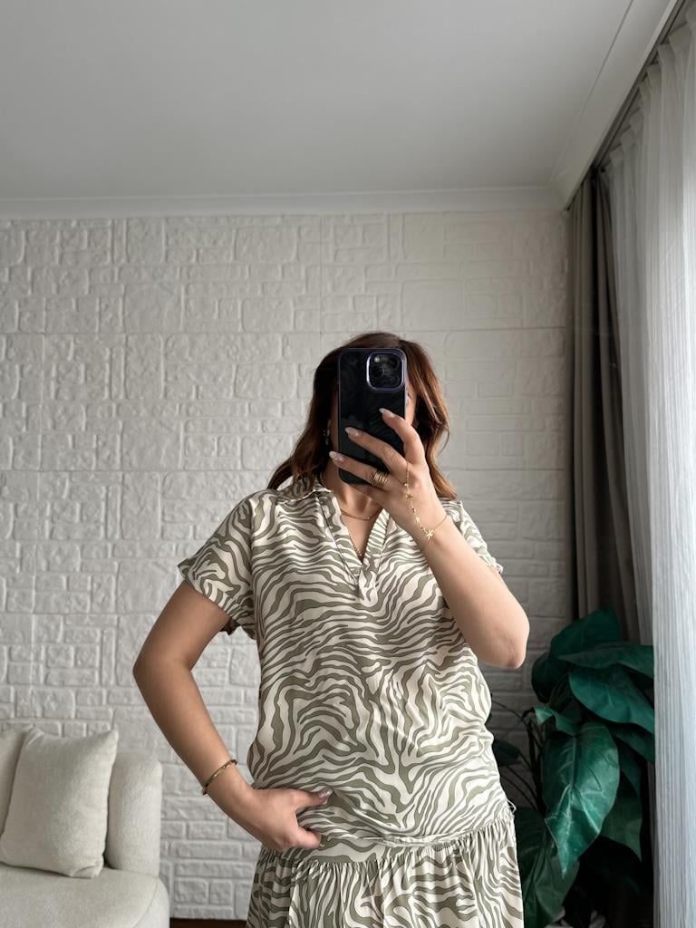 Yeşil Bej Zebra Desen Etek Bluz Viskon Takım