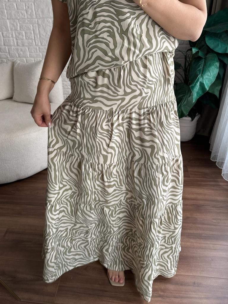 Yeşil Bej Zebra Desen Etek Bluz Viskon Takım