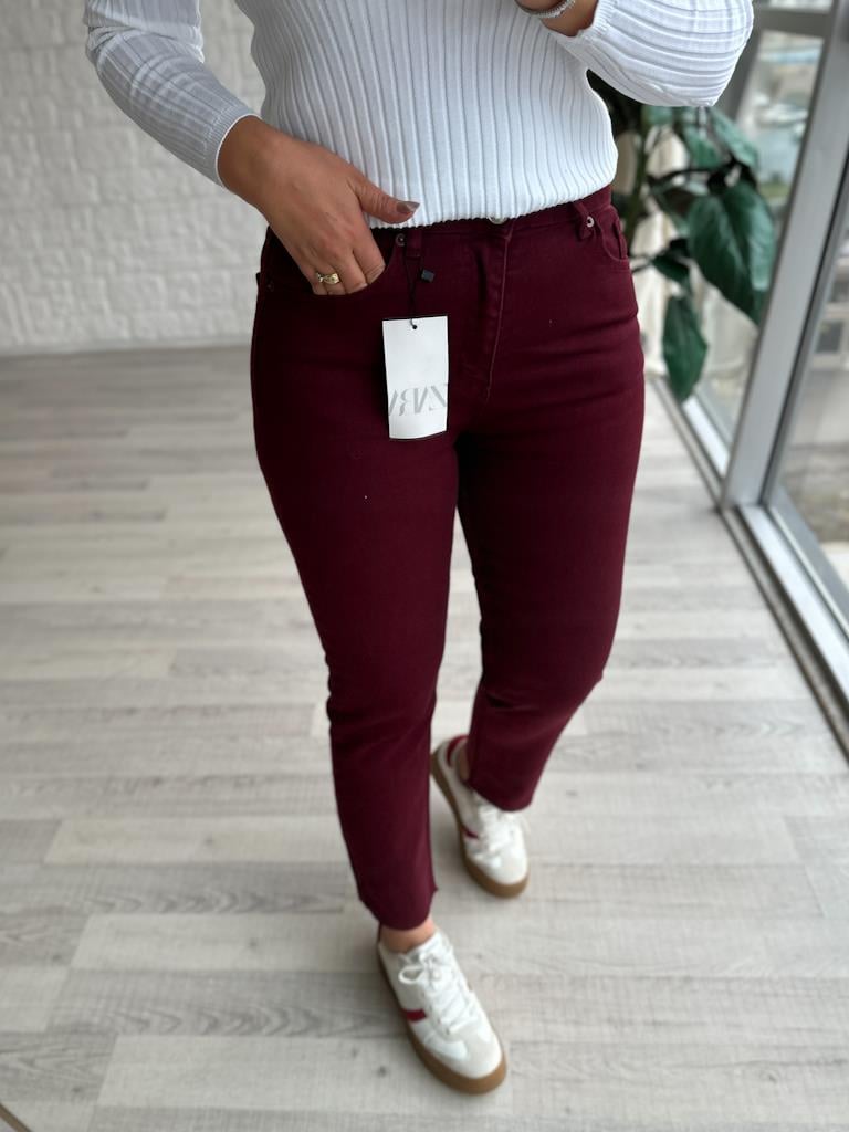 ZR Bordo Kesik Paça Mom Jean