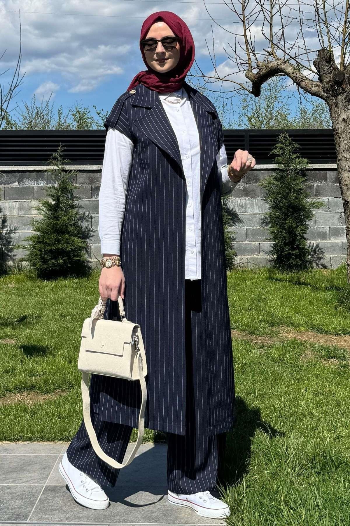 Apoletli Siyah Yelek | Rabia Şamlı | Tesettür Giyim, Elbise ve Kadın Giyim Modası