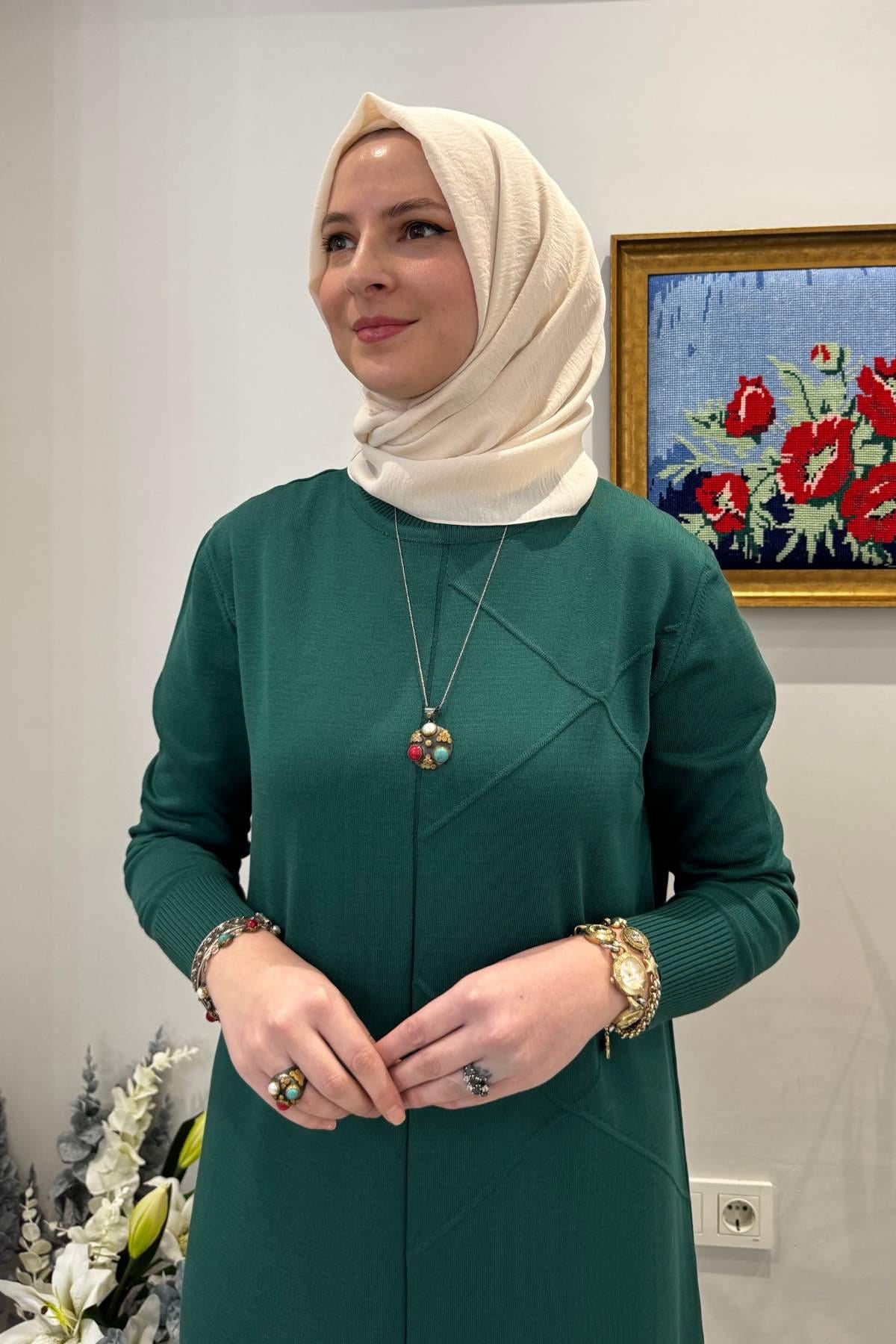 Armağan Triko Elbise Lacivert | Rabia Şamlı | Tesettür Giyim, Elbise ve Kadın Giyim Modası