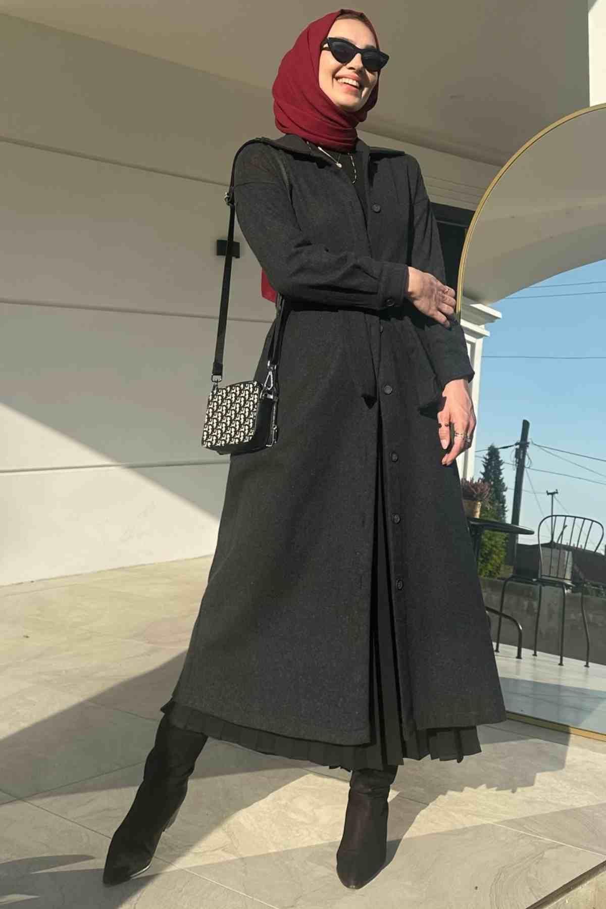 Asmin Kaşe Kap Antrasit | Rabia Şamlı | Tesettür Elbise ve Kadın Giyim Modası