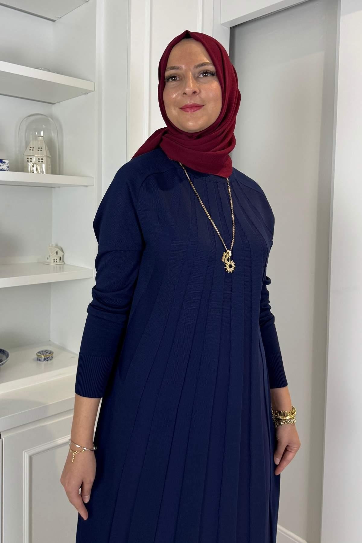 Karanfil Triko Elbise Taş | Rabia Şamlı | Tesettür Giyim, Elbise ve Kadın Giyim Modası
