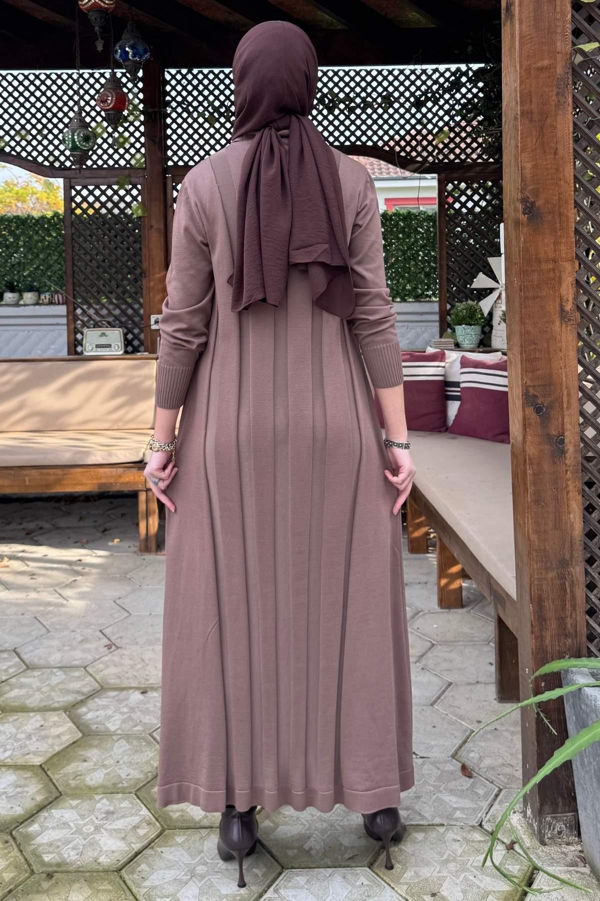 Şölen Fularlı Triko Elbise Acı Kahve | Rabia Şamlı | Tesettür Giyim, Elbise ve Kadın Giyim Modası