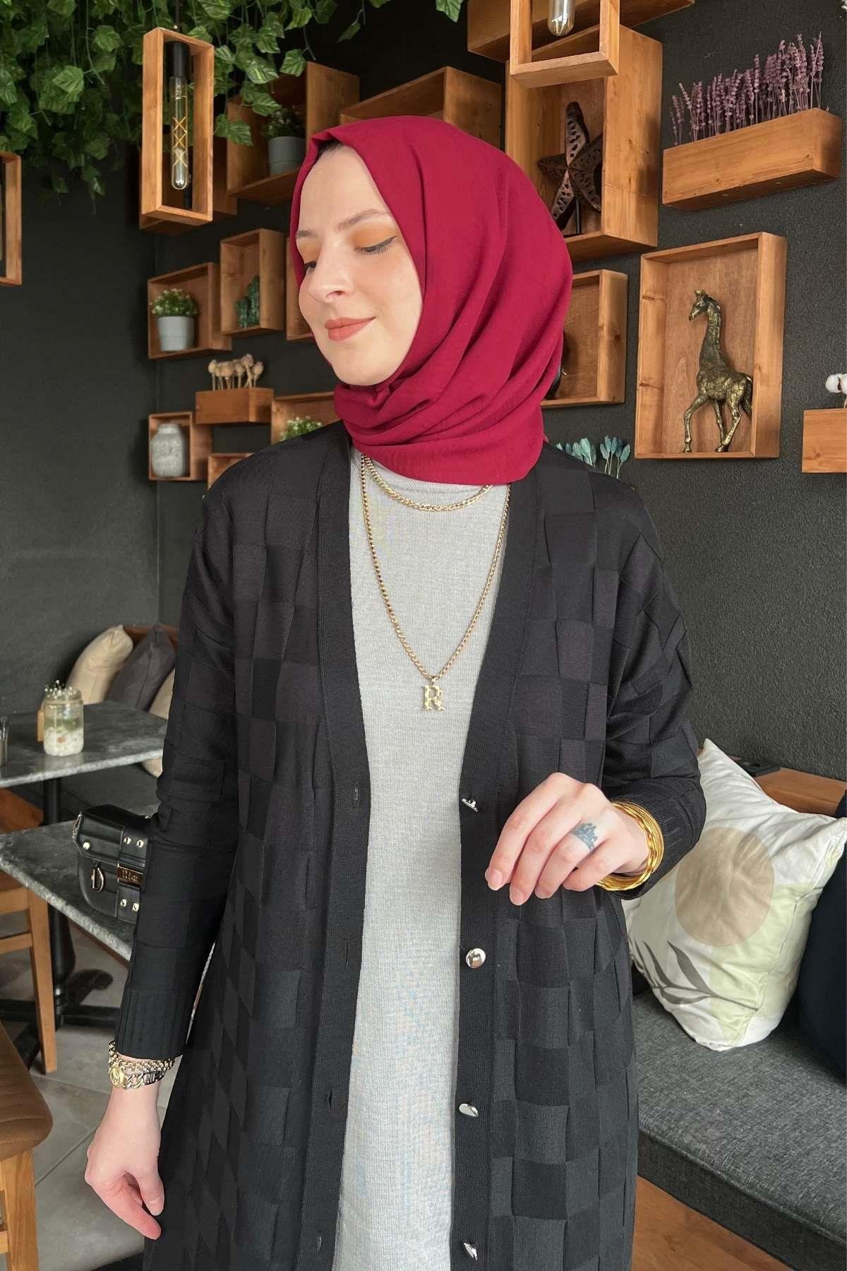 Manolya İndigo Triko Hırka | Rabia Şamlı | Tesettür Giyim, Elbise ve Kadın Giyim Modası