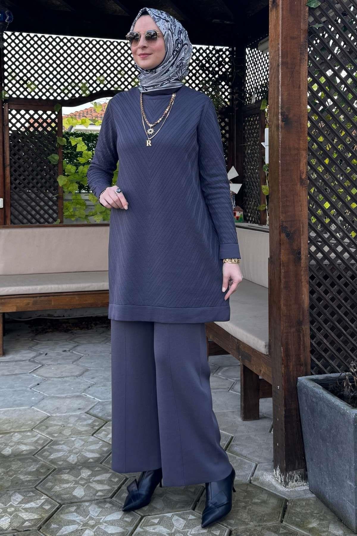 Arzu Triko Tunik Antrasit | Rabia Şamlı | Tesettür Giyim, Elbise ve Kadın Giyim Modası