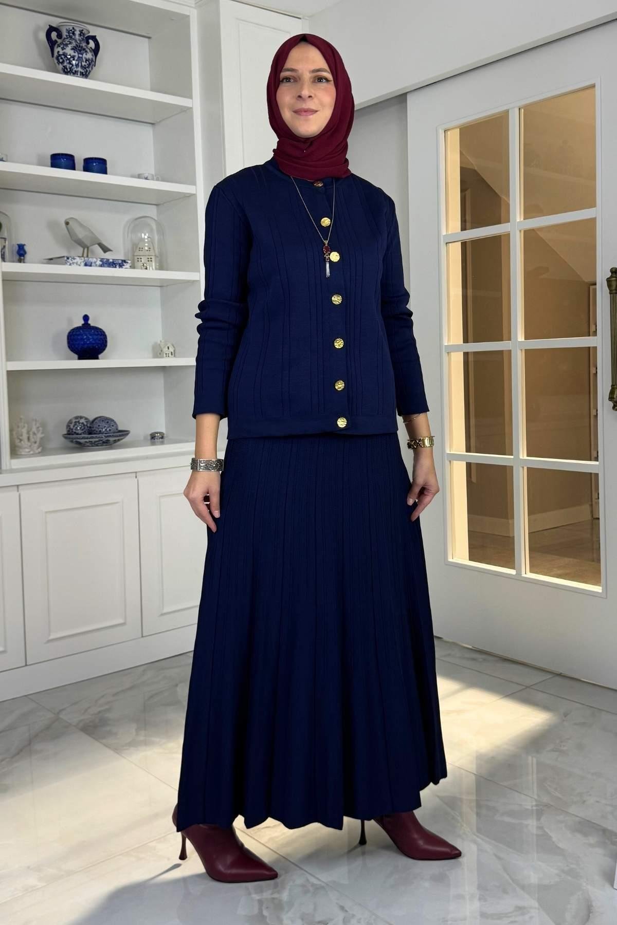 Defne Triko Takım Siyah | Rabia Şamlı | Tesettür Giyim, Elbise ve Kadın Giyim Modası