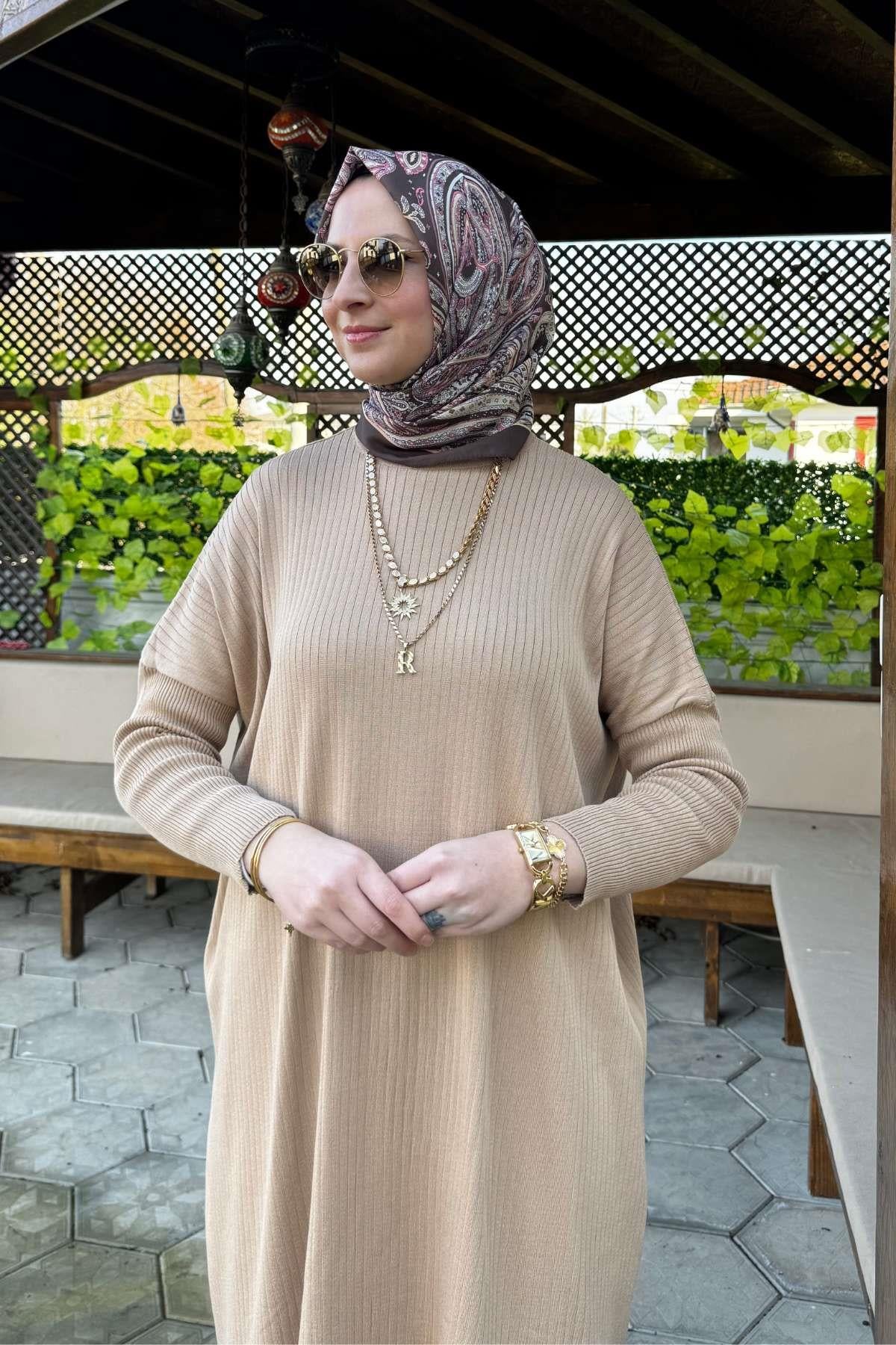Dora Triko Tunik Siyah | Rabia Şamlı | Tesettür Giyim, Elbise ve Kadın Giyim Modası