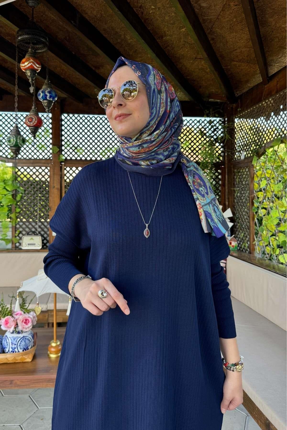 Hamiyet Çizgili Triko Tunik Siyah | Rabia Şamlı | Tesettür Giyim, Elbise ve Kadın Giyim Modası