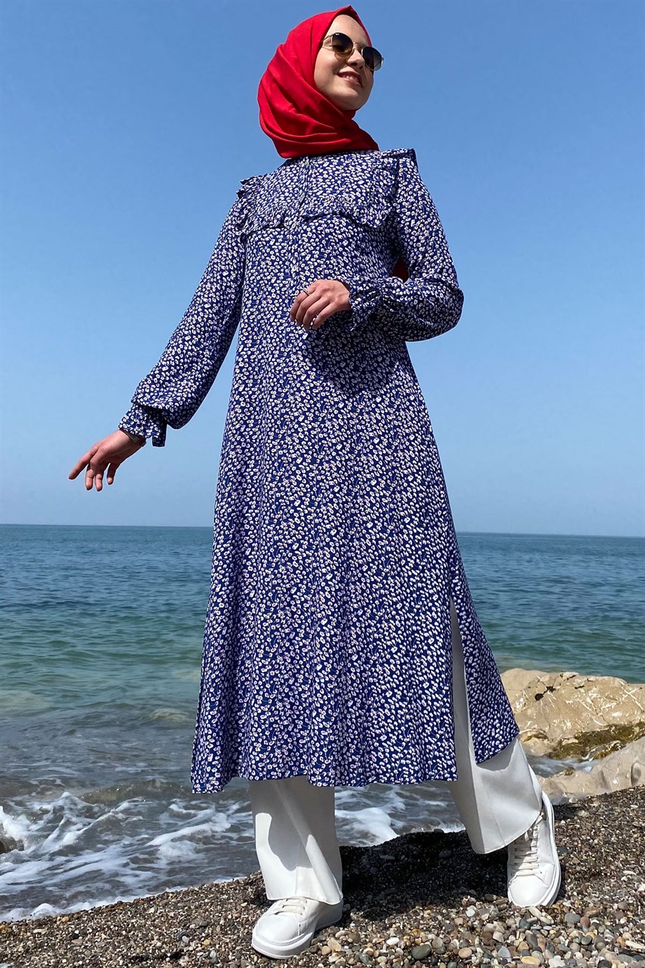 Ela Mavi Tunik
