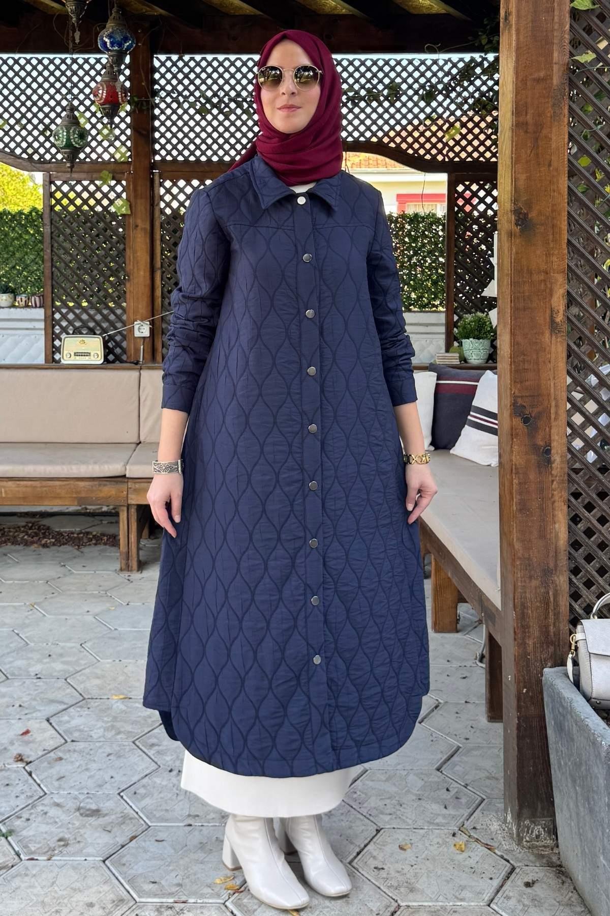 Kapitone Kap Lacivert | Rabia Şamlı | Tesettür Giyim, Elbise ve Kadın Giyim Modası