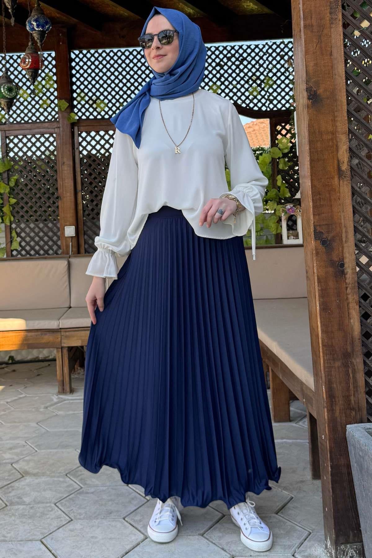 Eliz Mavi Plise Etek | Rabia Şamlı | Tesettür Giyim, Elbise ve Kadın Giyim Modası