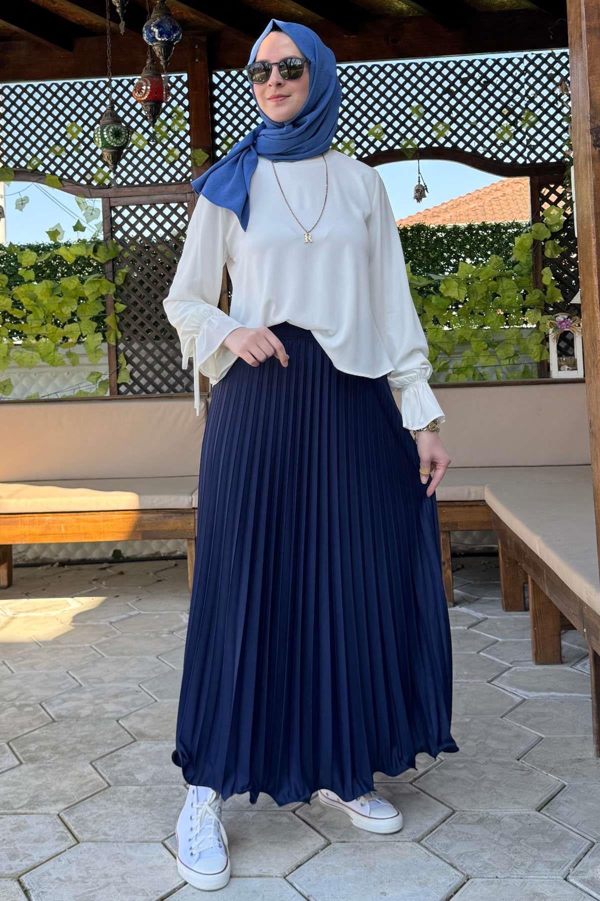 Eliz Mavi Plise Etek | Rabia Şamlı | Tesettür Giyim, Elbise ve Kadın Giyim Modası