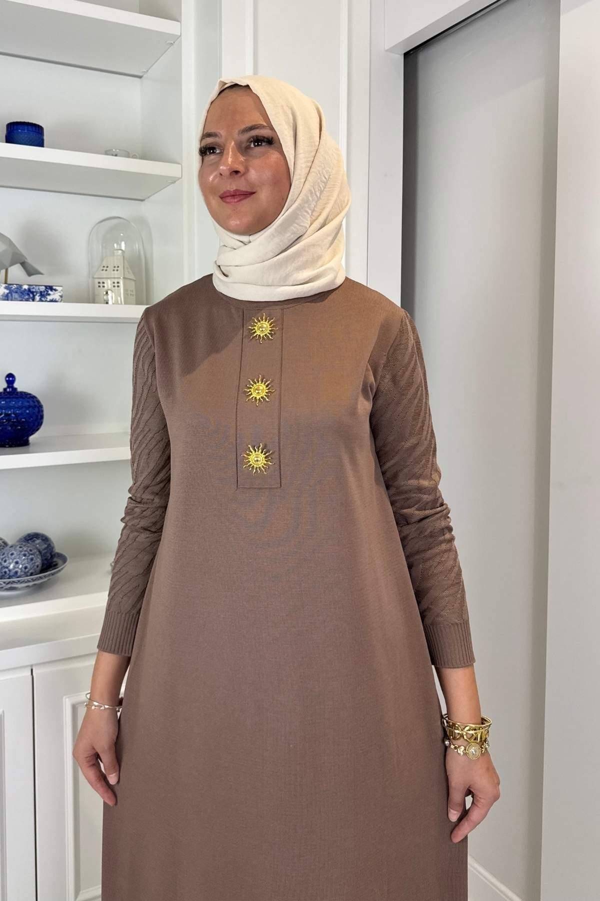 Beyza Fitilli Triko Elbise Bordo | Rabia Şamlı | Tesettür Giyim, Elbise ve Kadın Giyim Modası