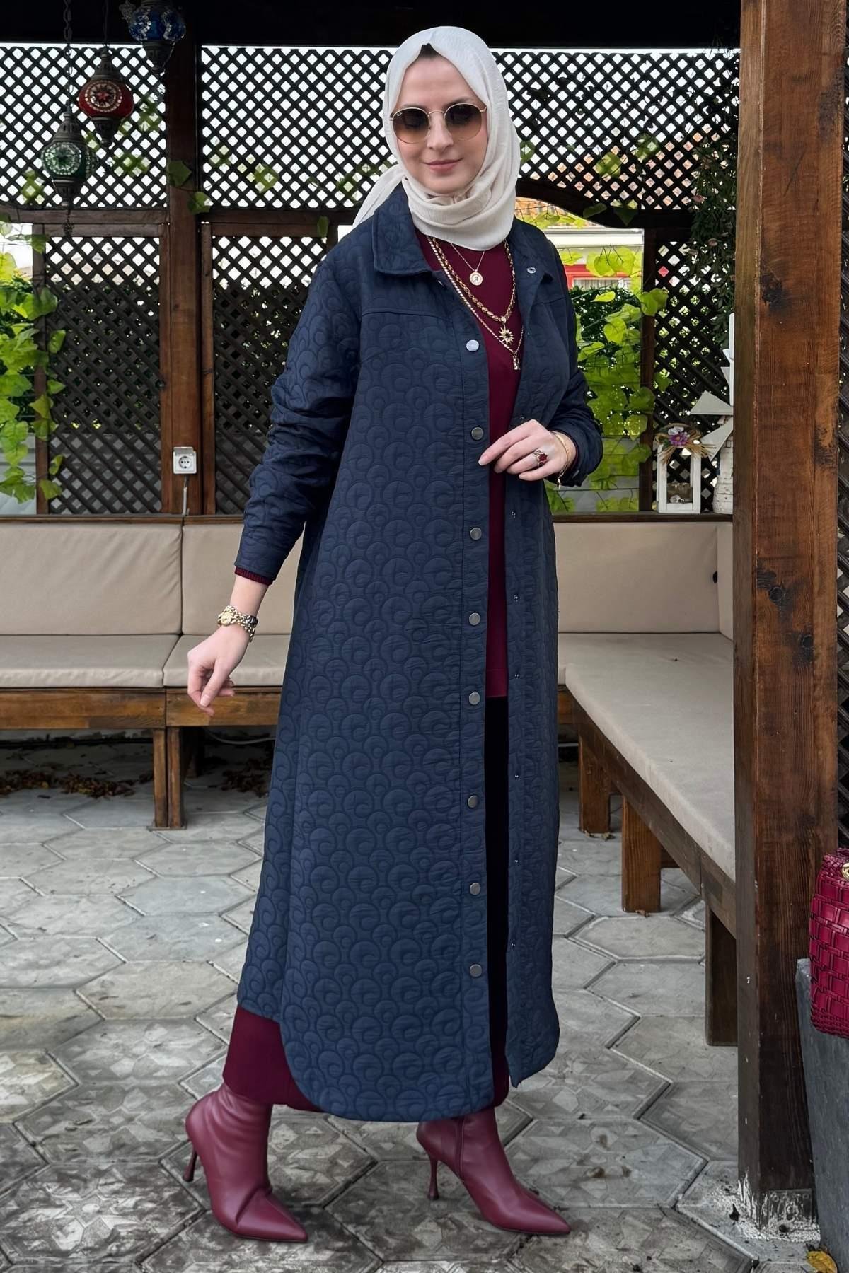 Siyah Capitone Kap | Rabia Şamlı | Tesettür Giyim, Elbise ve Kadın Giyim Modası