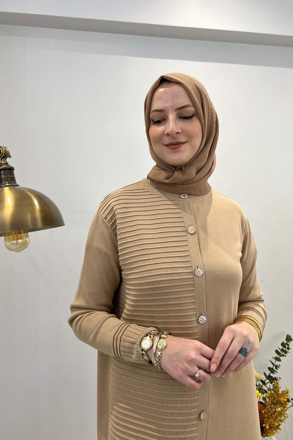 İkra Turuncu Triko Hırka - Rabia Şamlı | Tesettür Giyim, Elbise ve Kadın Giyim Modası