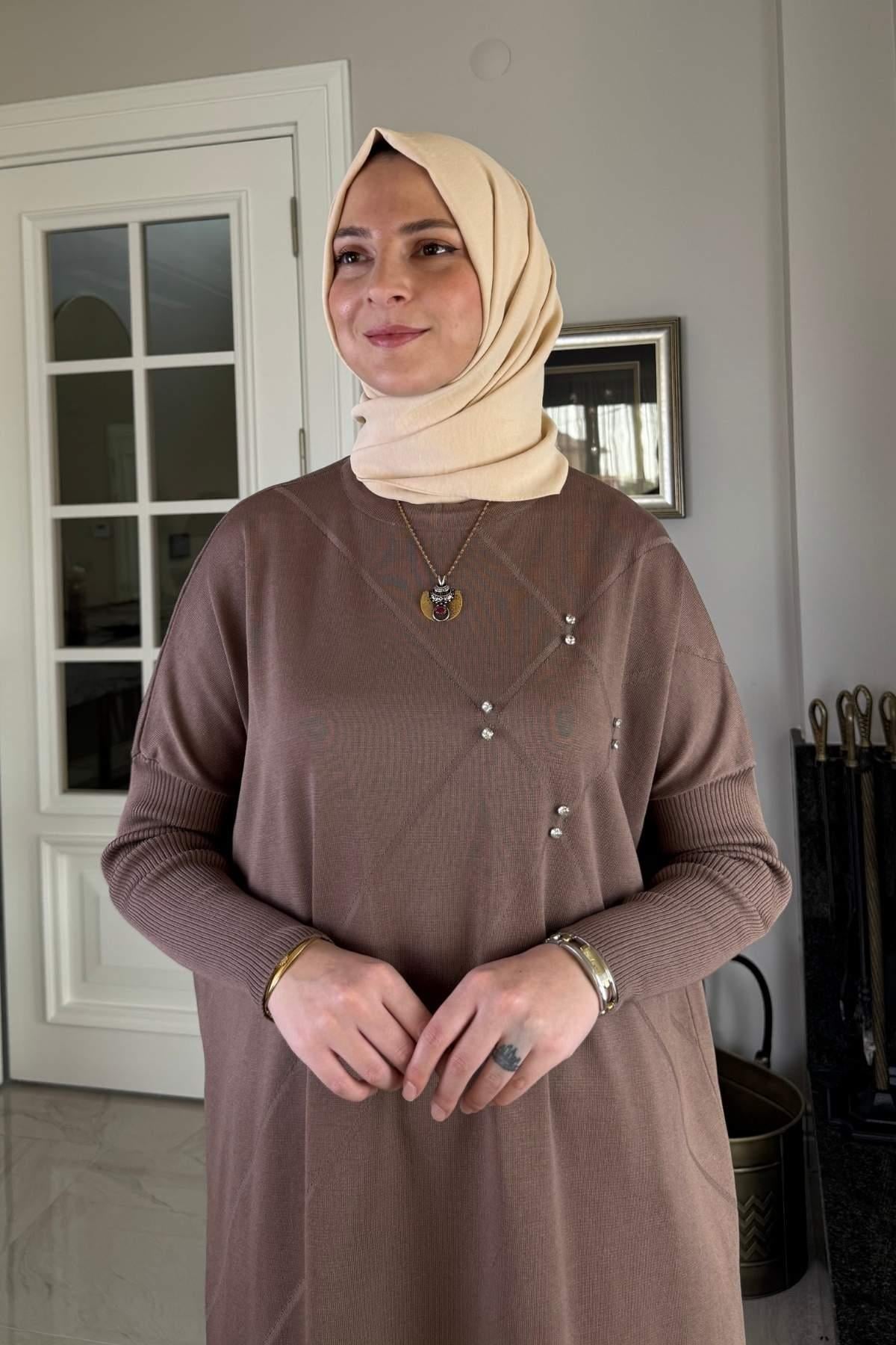 Melda Triko Tunik Antrasit | Rabia Şamlı | Tesettür Giyim, Elbise ve Kadın Giyim Modası