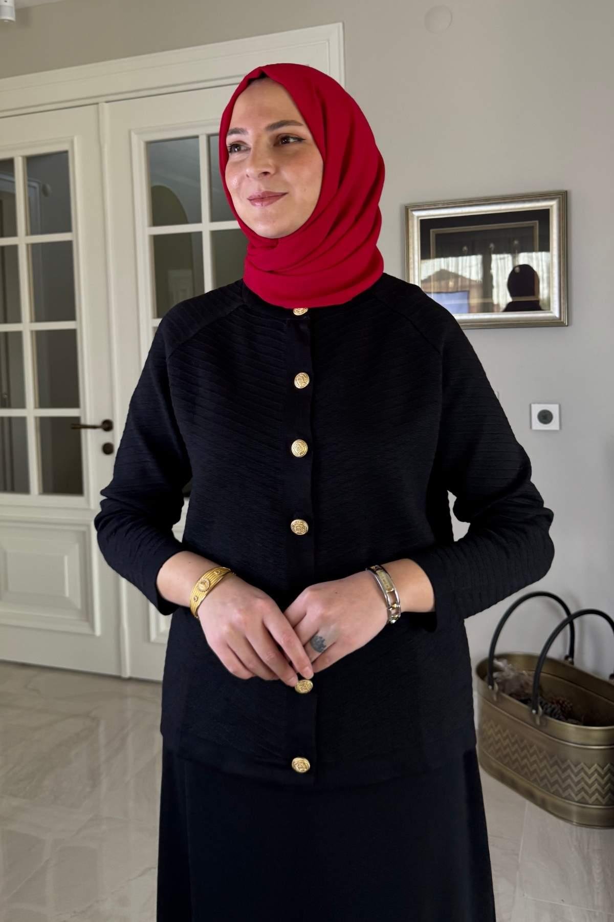 Melis Çelik Örme Triko Takım Siyah | Rabia Şamlı | Tesettür Giyim, Elbise ve Kadın Giyim Modası