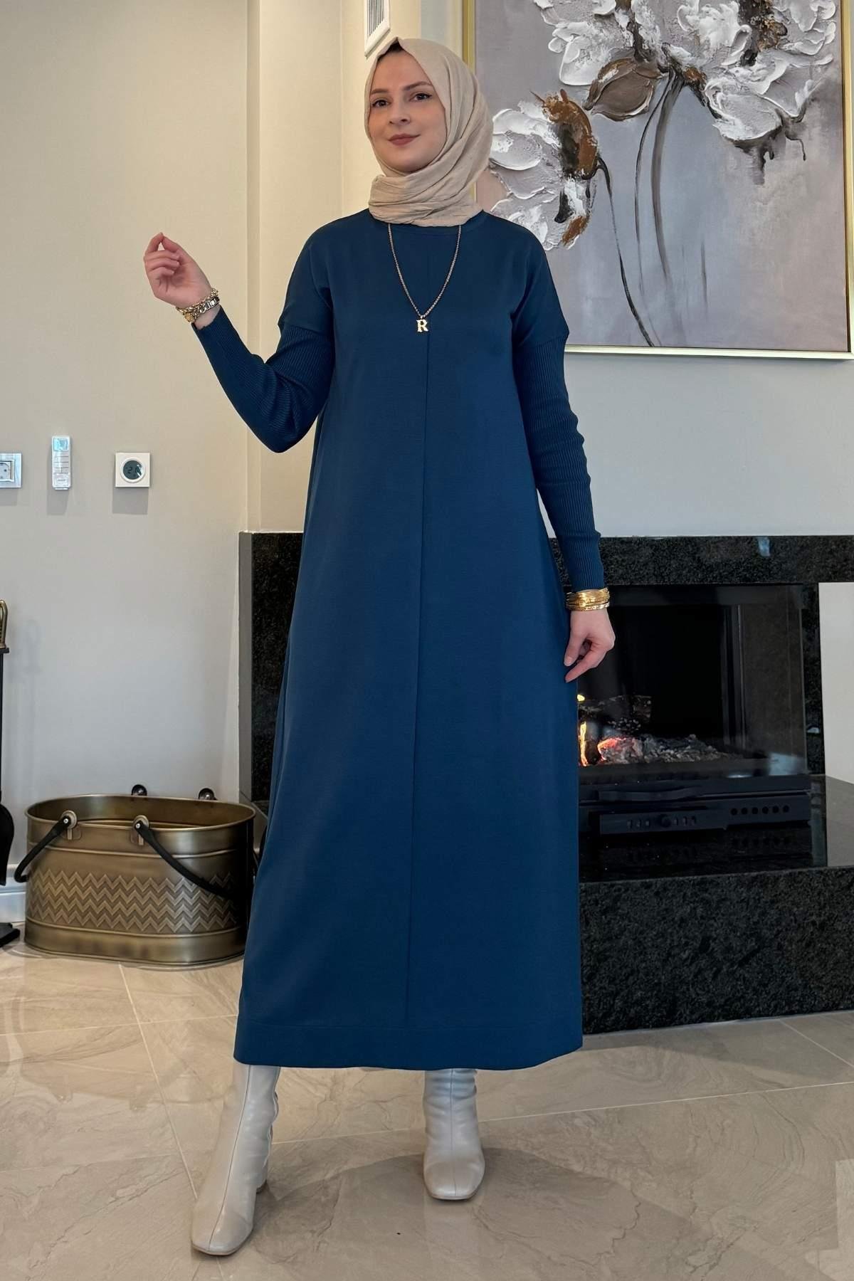 Miray Saks Triko Elbise - Rabia Şamlı | Tesettür Giyim, Elbise ve Kadın Giyim Modası