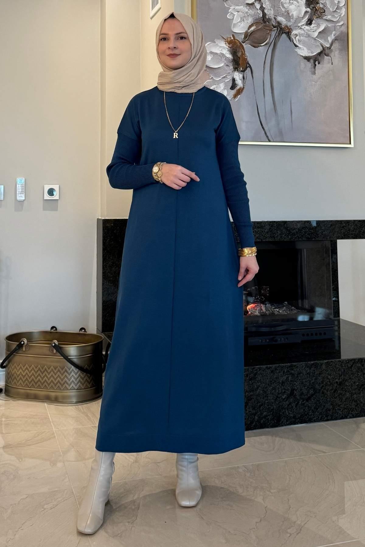 Miray Saks Triko Elbise - Rabia Şamlı | Tesettür Giyim, Elbise ve Kadın Giyim Modası