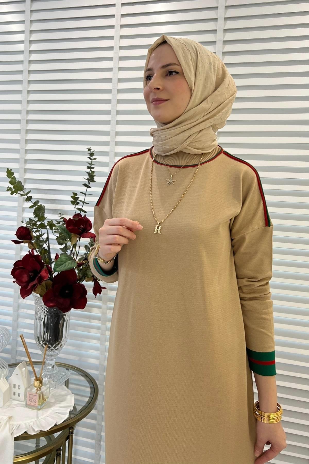 Ecem Pembe Triko Elbise - Rabia Şamlı | Tesettür Giyim, Elbise ve Kadın Giyim Modası