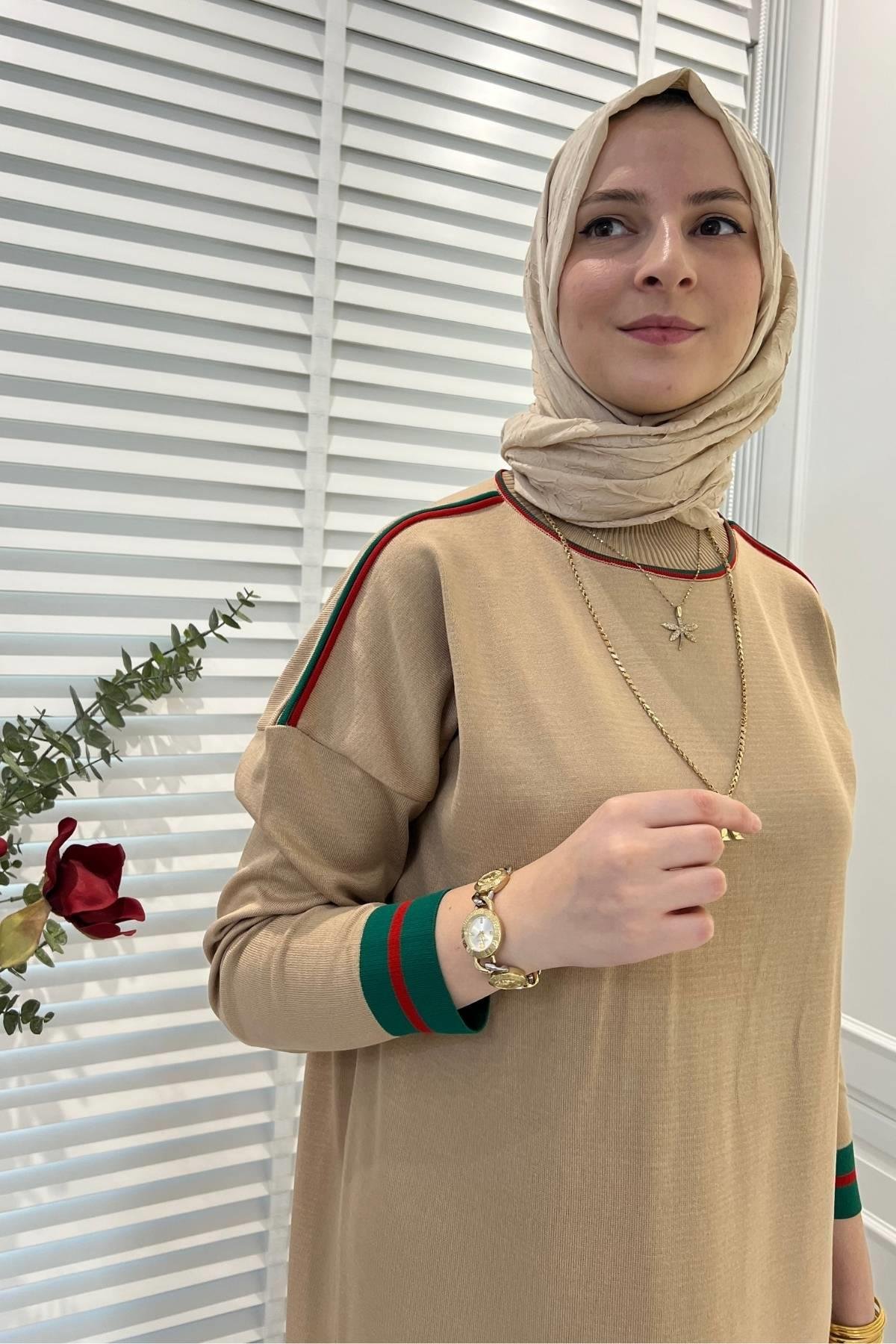 Ecem Pembe Triko Elbise - Rabia Şamlı | Tesettür Giyim, Elbise ve Kadın Giyim Modası