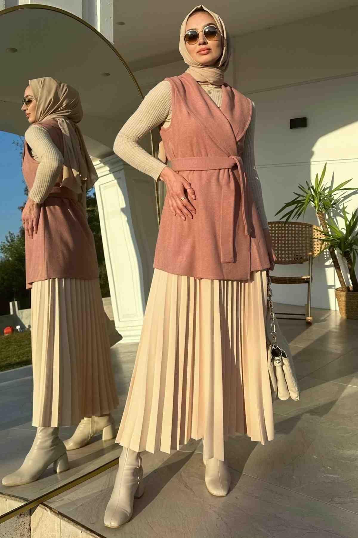 Pembe Kaşe Yelek | Rabia Şamlı | Tesettür Elbise ve Kadın Giyim Modası