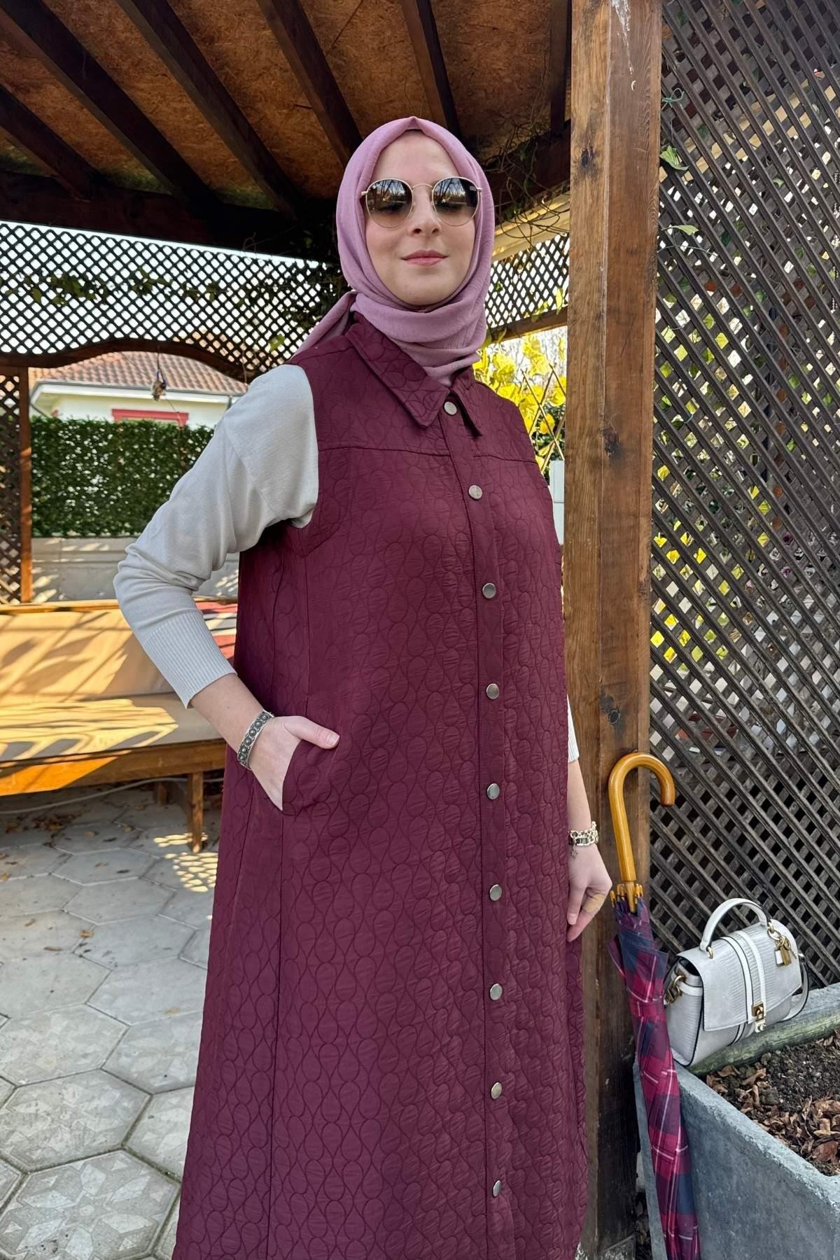 Elmas Kapitone Kap Siyah | Rabia Şamlı | Tesettür Giyim, Elbise ve Kadın Giyim Modası