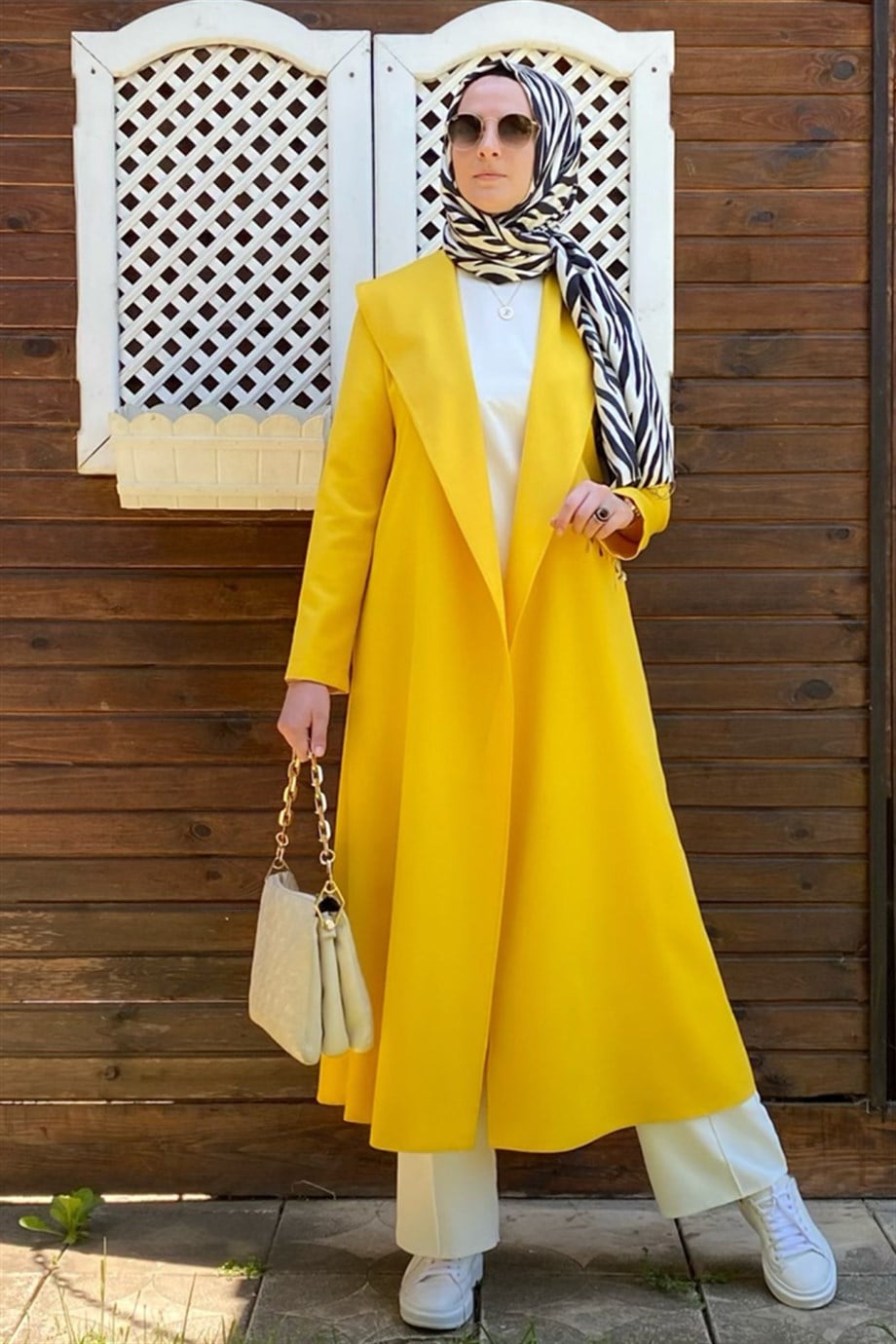 Sahra Sarı Kap