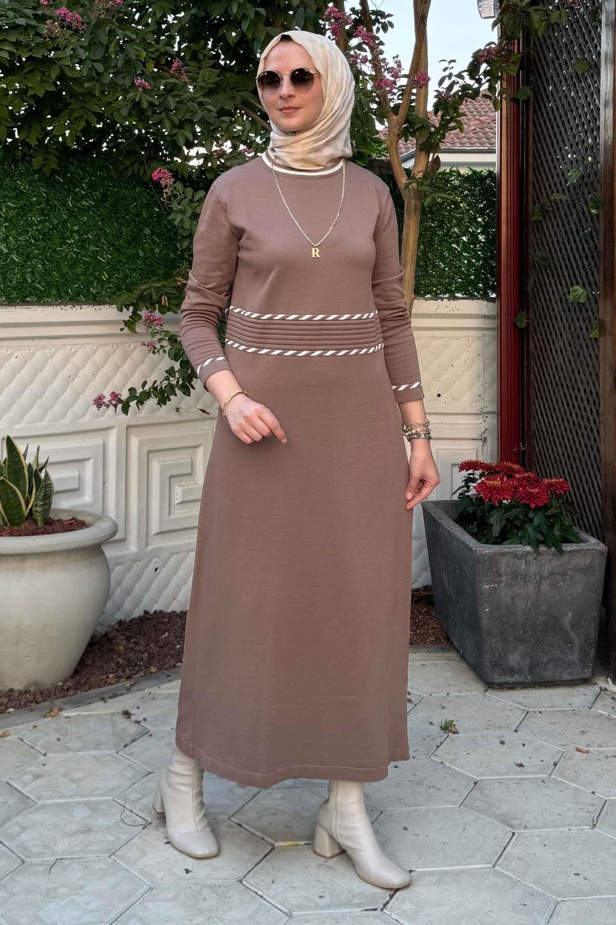 Armağan Camel Triko Elbise | Rabia Şamlı | Tesettür Giyim, Elbise ve Kadın Giyim Modası