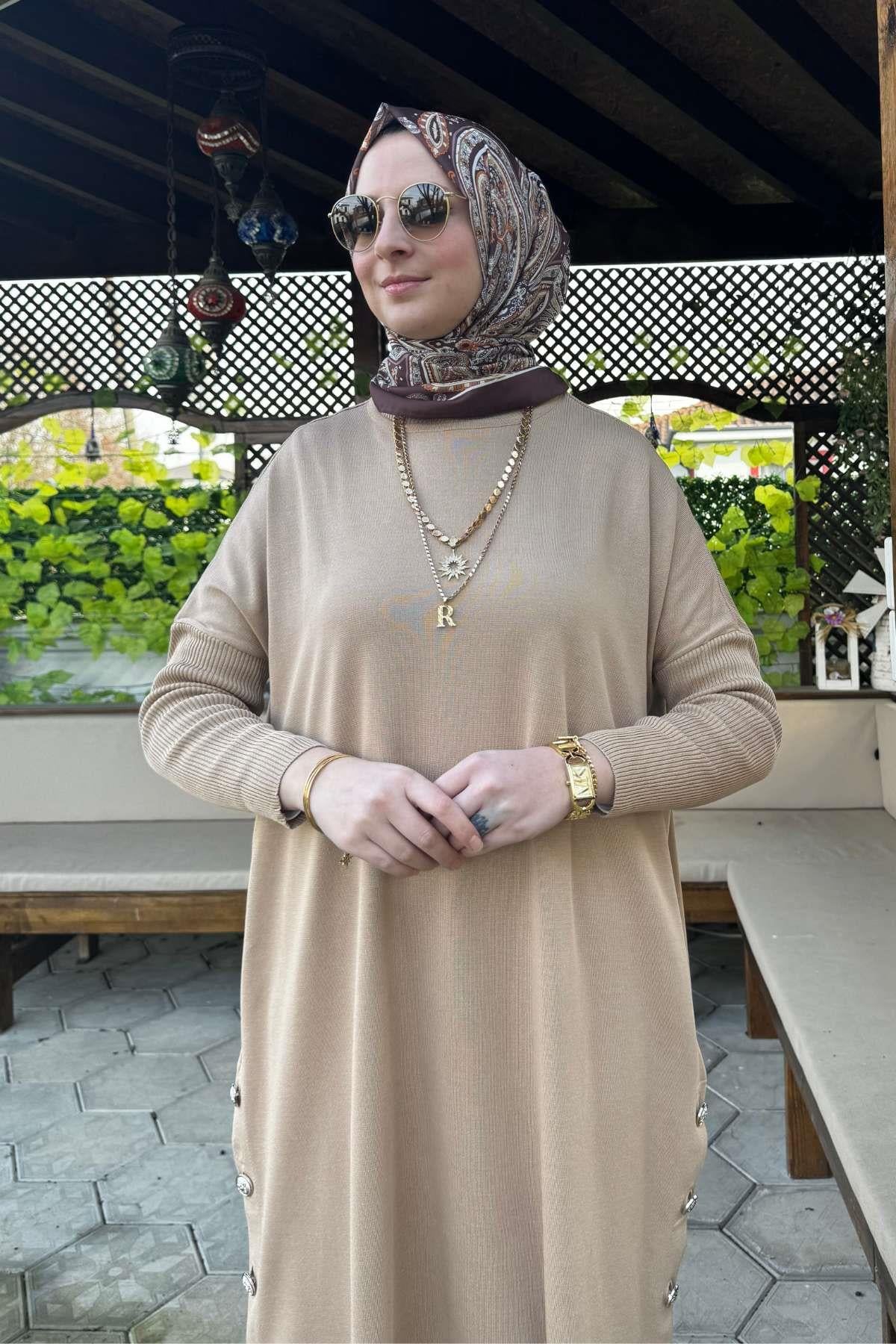 Sevda Triko Tunik Siyah | Rabia Şamlı | Tesettür Giyim, Elbise ve Kadın Giyim Modası