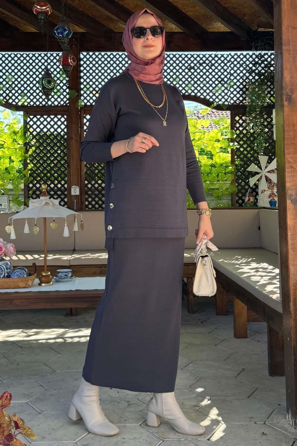 İnci Plise Etekli Triko Takım Bordo | Rabia Şamlı