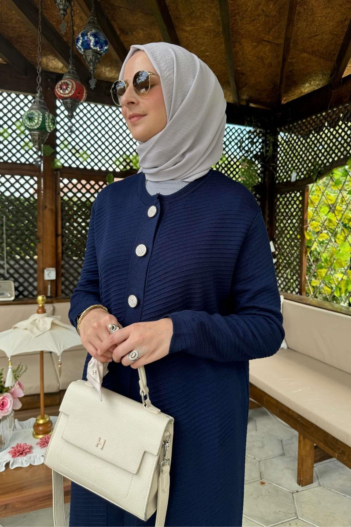 Manolya İndigo Triko Hırka | Rabia Şamlı | Tesettür Giyim, Elbise ve Kadın Giyim Modası