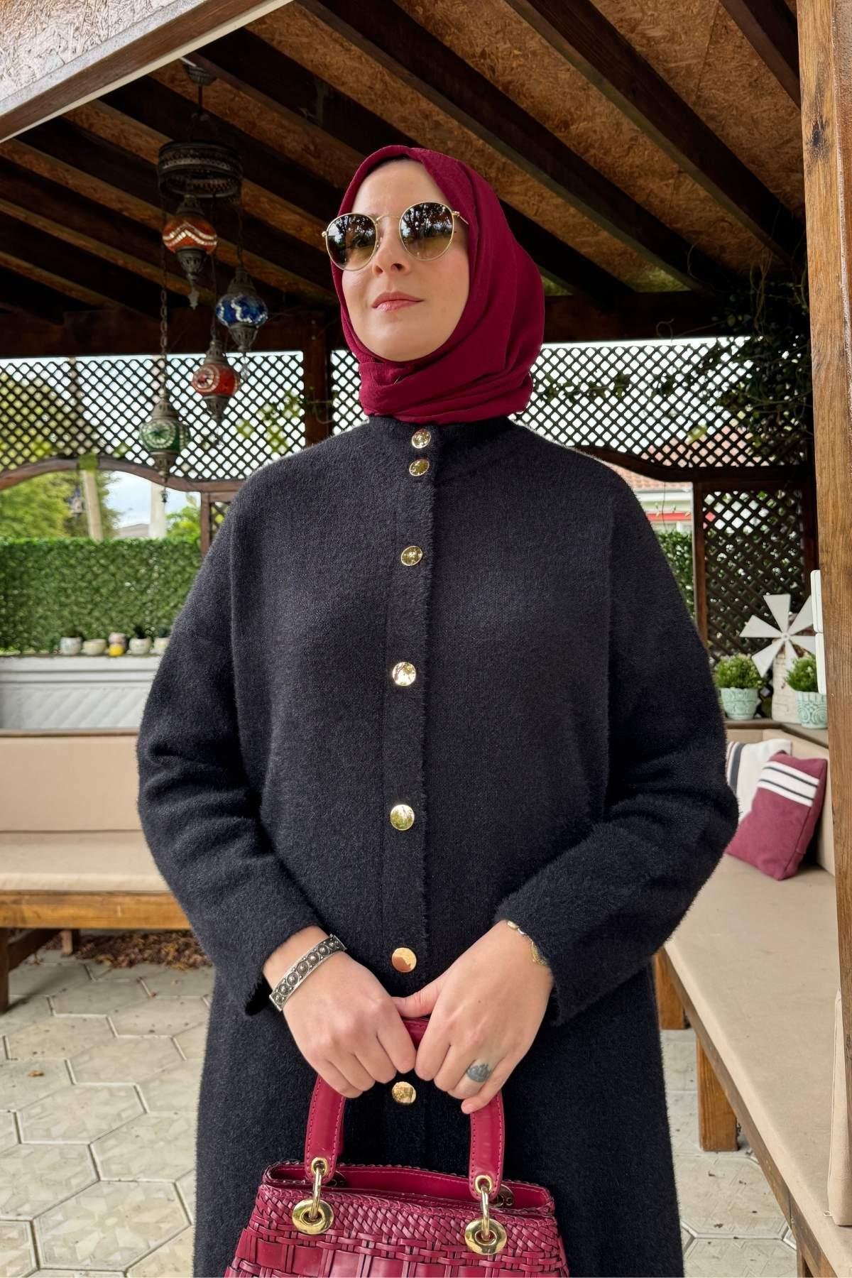 Elmas Kapitone Kap Siyah | Rabia Şamlı | Tesettür Giyim, Elbise ve Kadın Giyim Modası